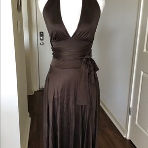 Brown dress that can be worn multiple ways